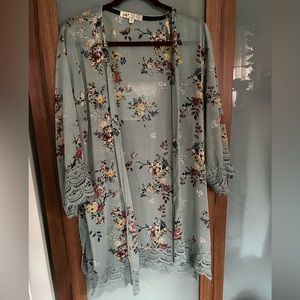 Floral Kimono with Crochet Detail | XL